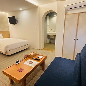 Apartment Resi Hachi, Kyoto